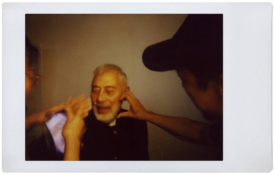 © Henry Steiner