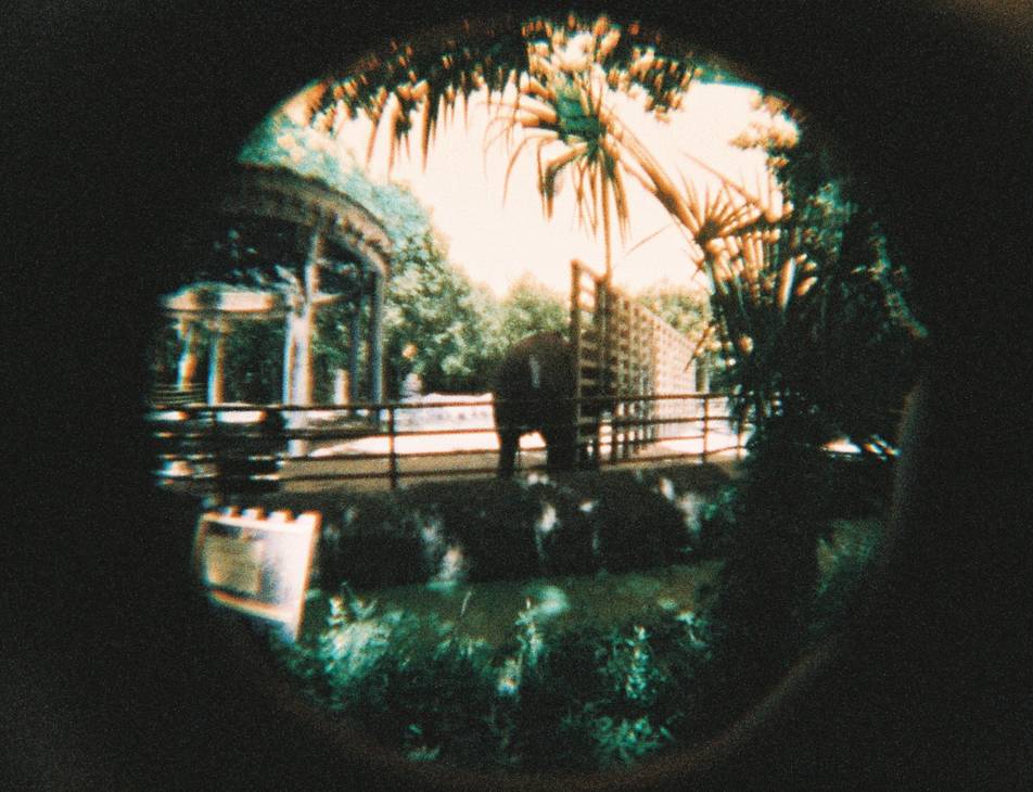 Fisheye Baby 110 鱼眼胶片相机 + LomoChrome Turquoise XR 100-400 110 绿松石胶卷