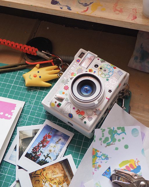 Lomopedia: Leica AF-C1 · Lomography