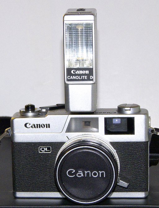 Canon Canonet QL17