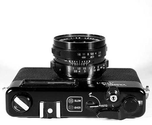 Yashica MG-1 (Jessy)