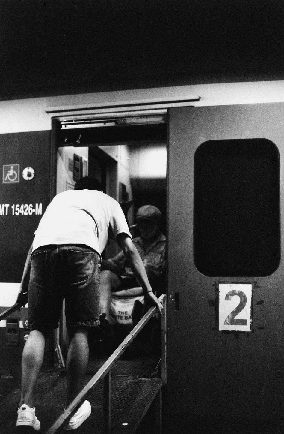 © 养乐多 &amp; 冇毛猫 | 使用 Lomography 135 ISO 400 彩色负片及Lomography B&amp;W Lady Grey ISO 400 135 黑白胶卷拍摄