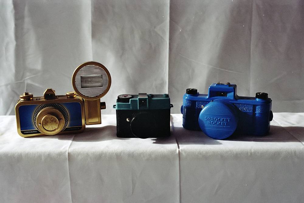 Credits:@woosang, @lomography-to, @allanbendiksen, @kneehigh85