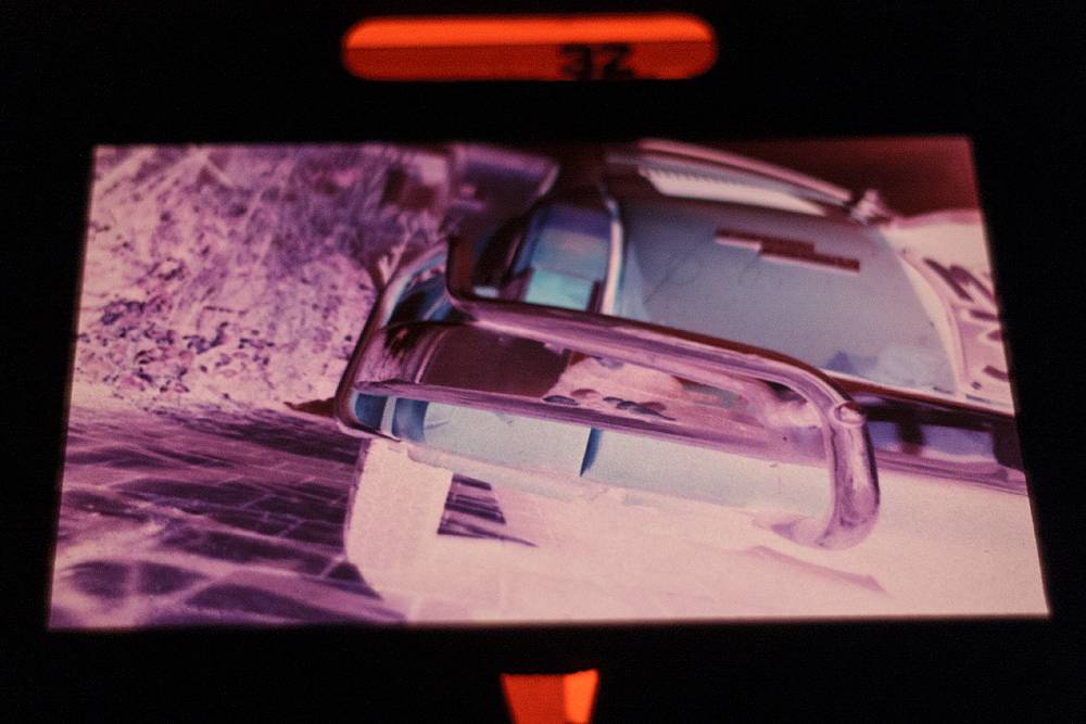 チュートリアル：引き伸ばし機を使ってプリントしよう · Lomography