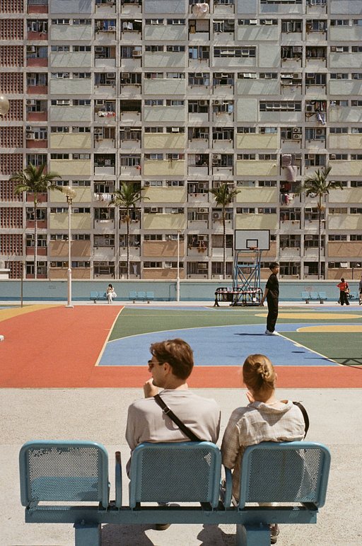 Beyond Rainbows: The Architecture of Hong Kong's Choi Hung Estate Through the Eyes of the Local Community