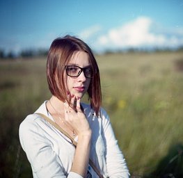Film: Fuji Pro 160NS (120) · Lomography