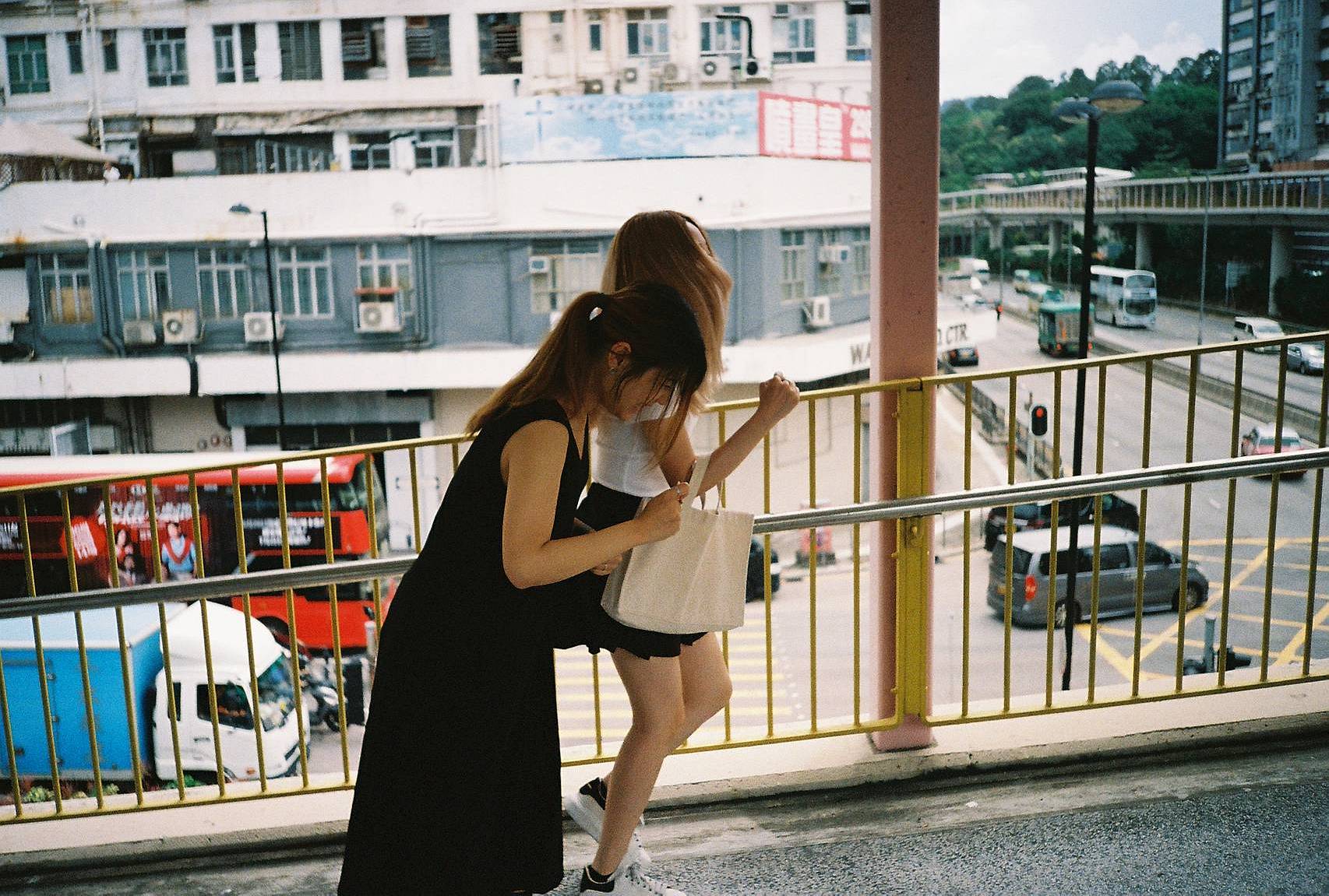 Photos by Nikki Cheung and Elisa Parrino | Lomo MC-A 135 全自动随拍胶片相机