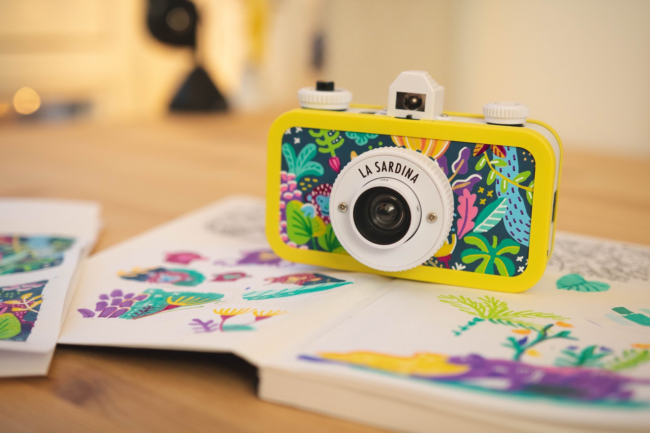 思うままに描くLa Sardina DIY：Asia Orlando · Lomography