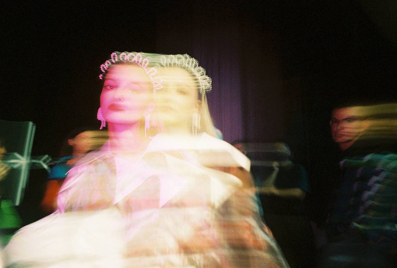 © 由 HKDI 摄影导师和学生组成的拍摄团队拍摄 ｜ Lomo LC-Wide 135 胶片相机 及 LomoApparat 超广角胶片相机