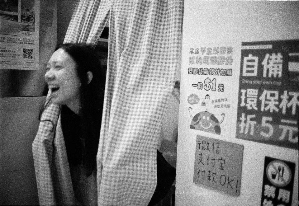 照片由 Fourth Barleta 使用 Lomography B&amp;W ISO 400 Berlin Kino 135 柏林电影黑白胶卷 拍摄