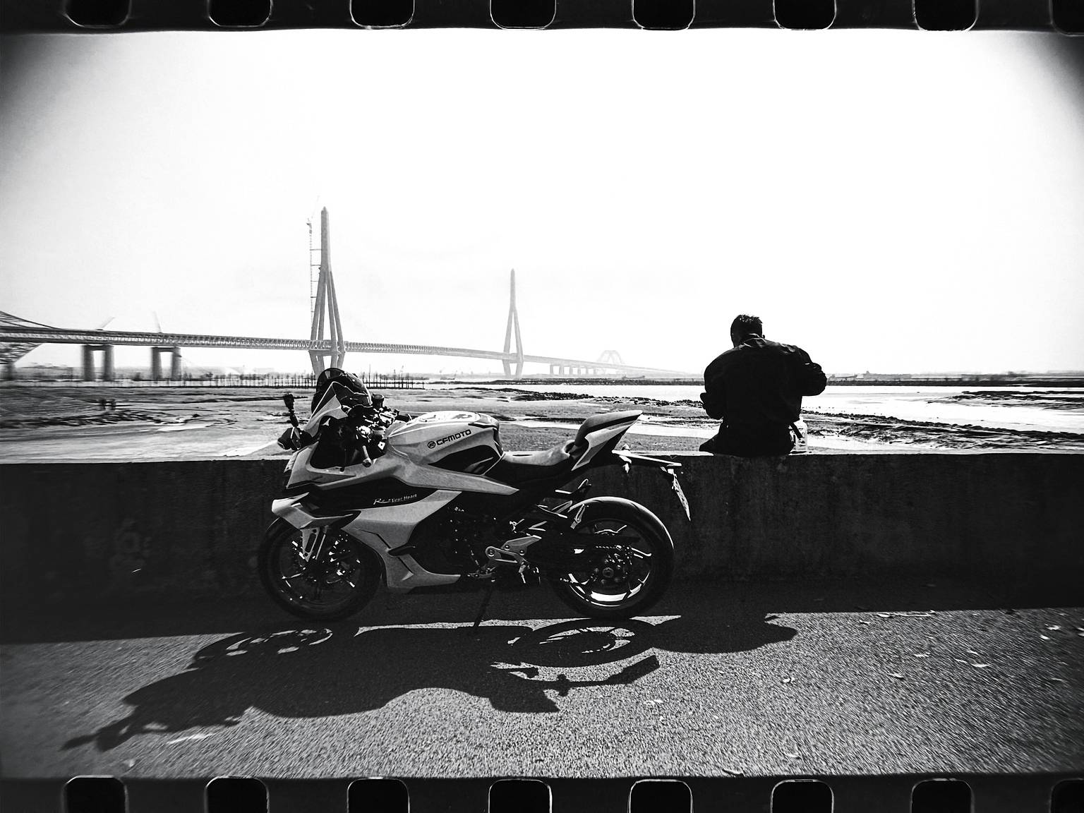 Lin Wanchuanの現像体験： Lomo Daylight Developing Tank 35 mm