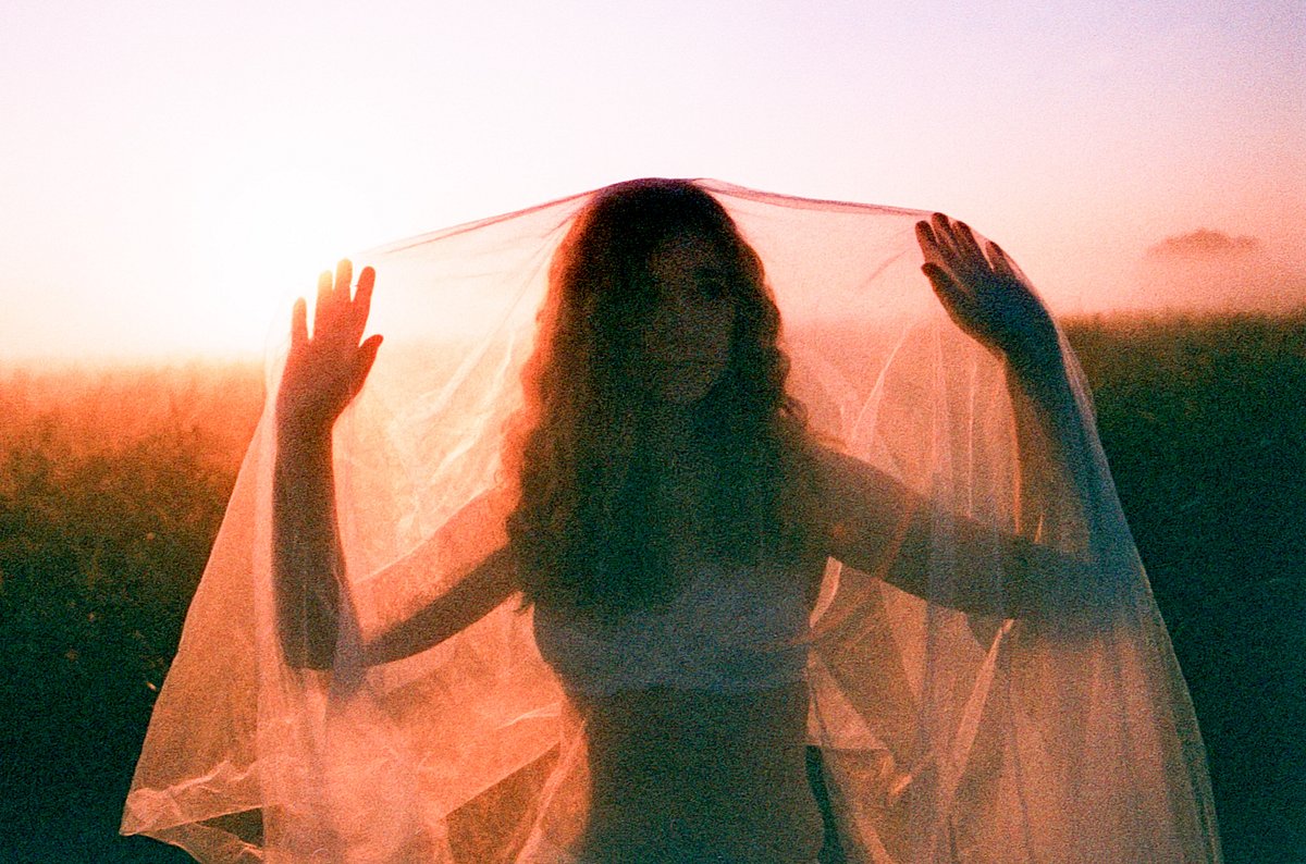 Lens: Minolta AF 28mm F/2.8 · Lomography