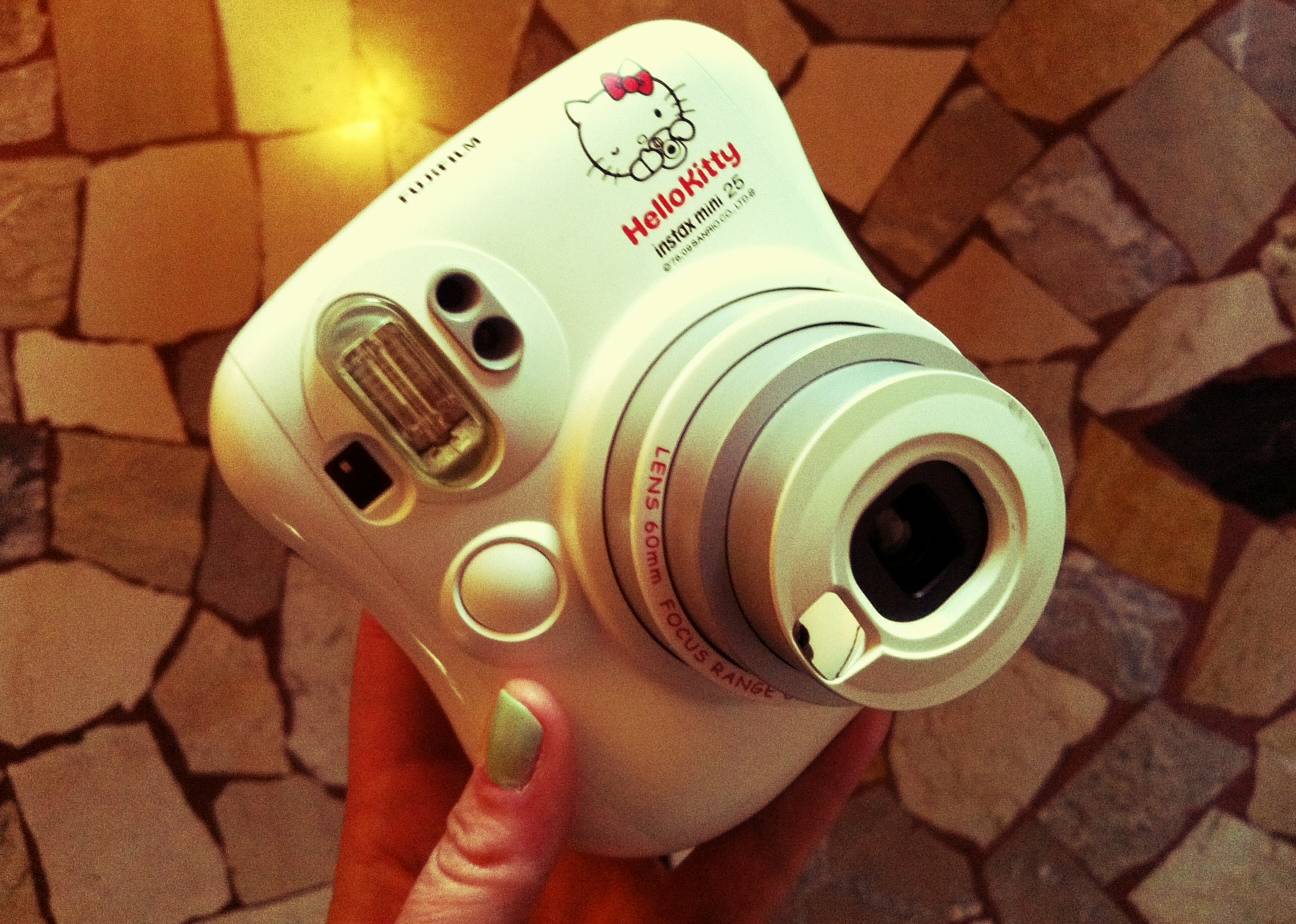 REVIEW: Fuji Instax Mini 25 · Lomography