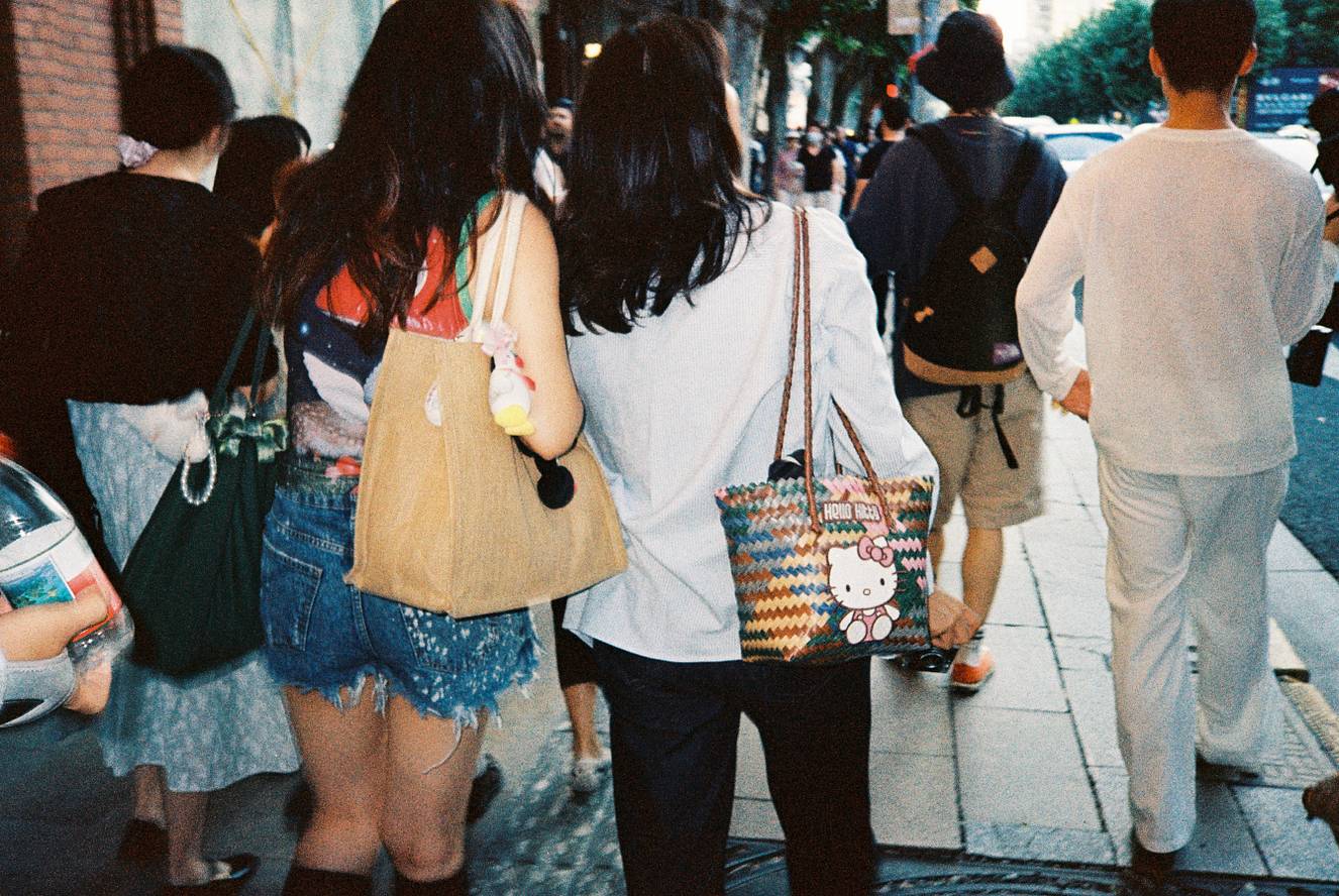 照片来自参与者使用 Lomo MC-A 135 全自动随拍胶片相机 拍摄