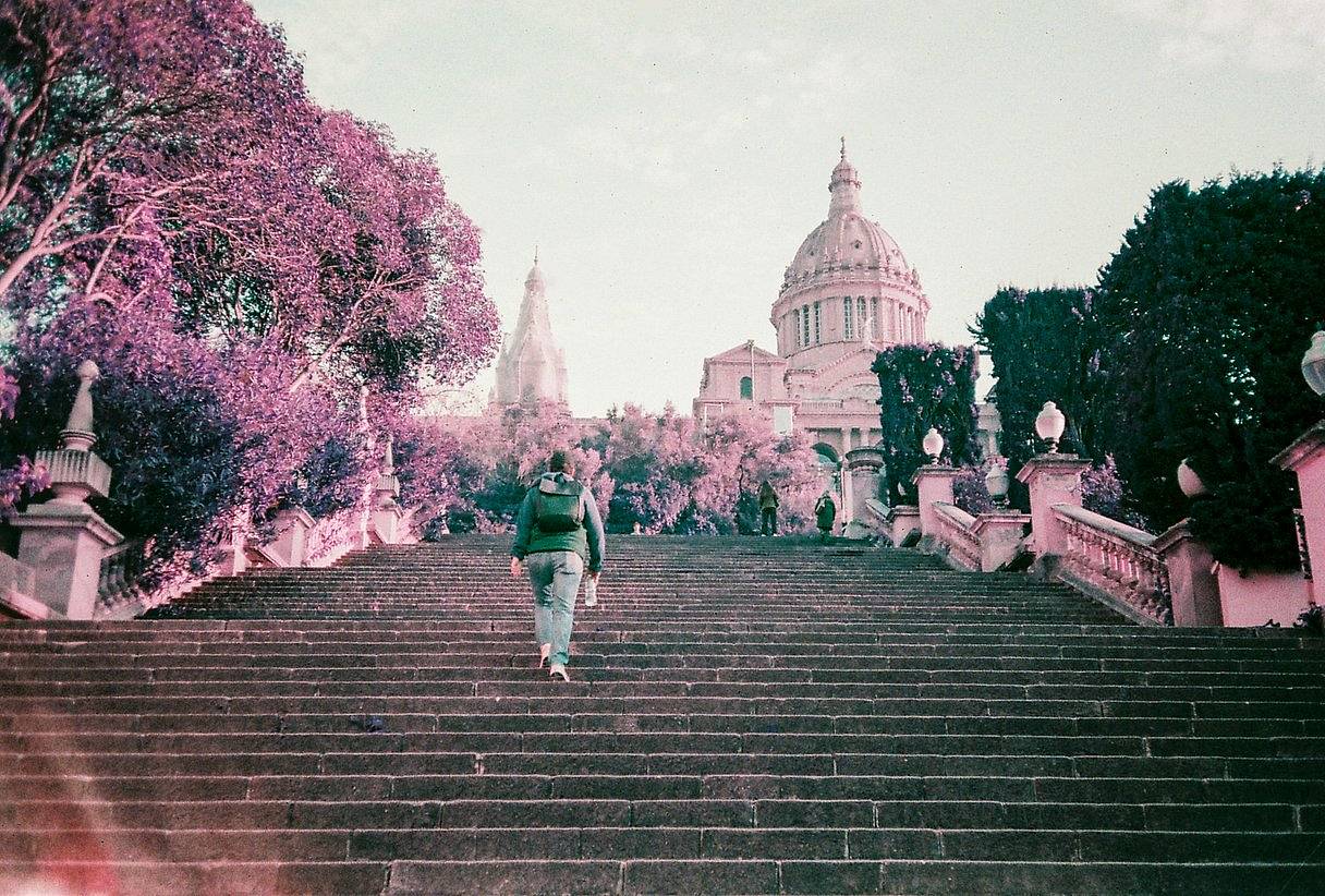 从上至下依次，Photos by 630ffrey, silvia-silvestri & lomographybarcelona