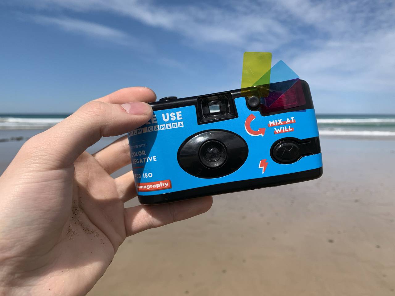 Start shooting straight away with this preloaded camera, perfect for those trigger-happy sharpshooters with time to waste.