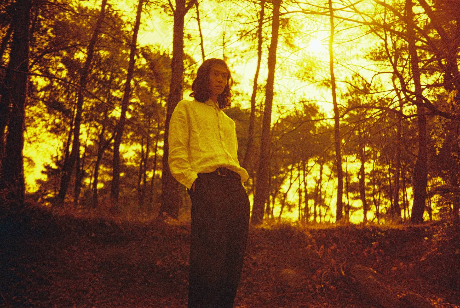 © 空调水 ，模特：欧阳 | 使用 Lomo MC-A 135 全自动随拍胶片相机 &amp; Lomography Redscale XR ISO 50-200 135 红调负片胶卷 拍摄