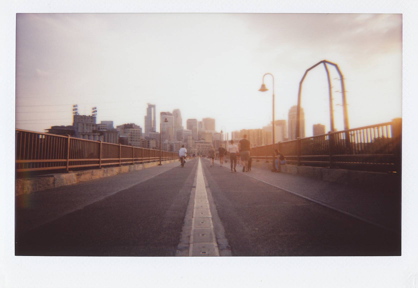 © ashrichardson650, agrimony, dpgalleries, seencity, edwinchau &amp; apf102