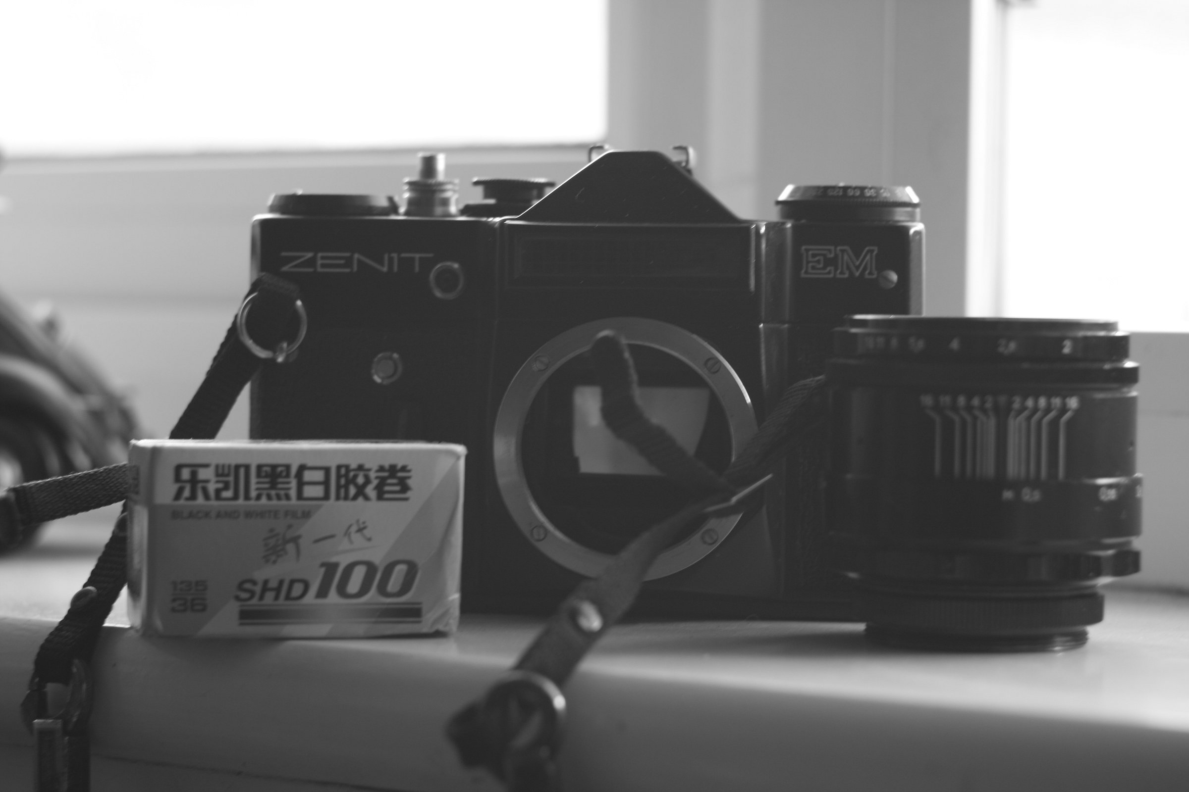 Zenit EM: A Russian Tank · Lomography