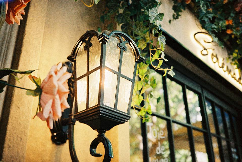 ©尹航，周易佳｜使用 Lomo MC‑A 全自动随拍胶片相机 &  LomoChrome Classicolor ISO 200 135 经典版彩色负片 拍摄