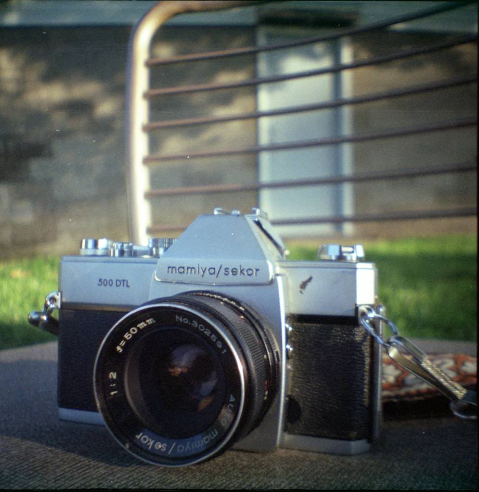 Everybody, This is the Mamiya/Sekor 500DTL · Lomography