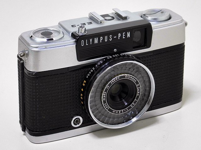 Olympus Pen EE-3: The Pen-o-tastic Half-Frame Camera · Lomography 