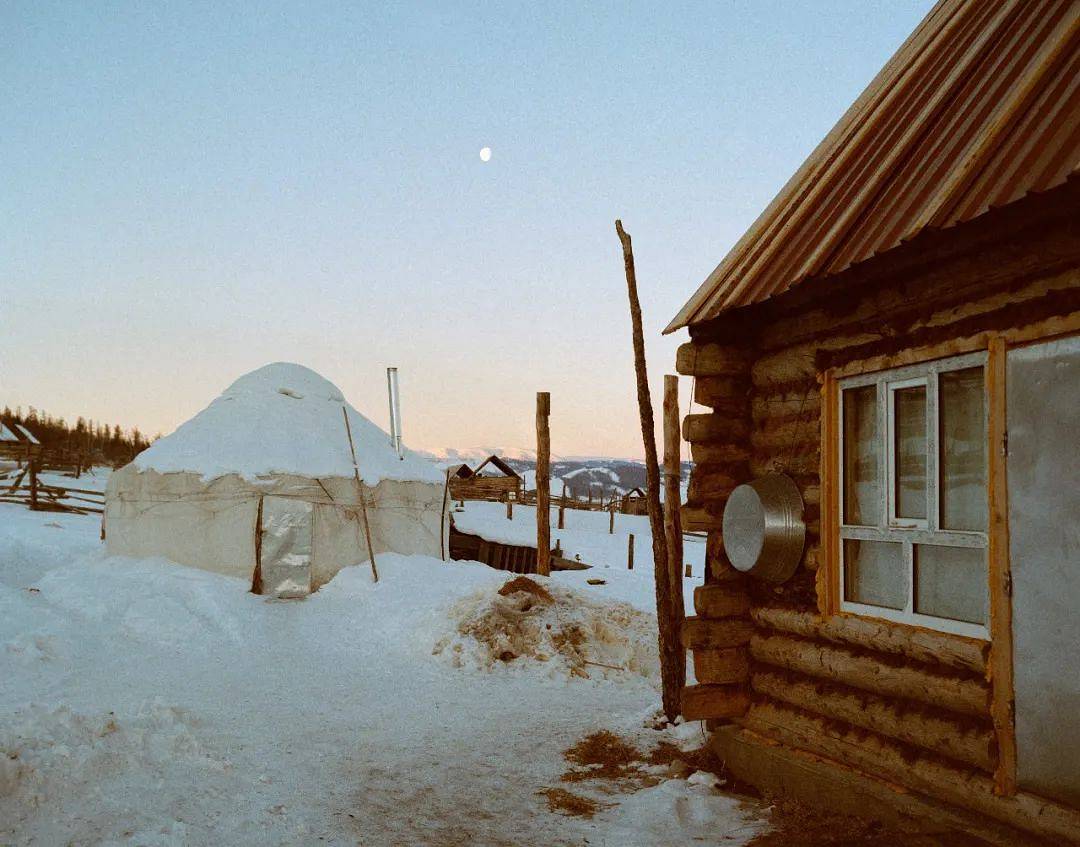 使用 Lomography 彩色负片 ISO800 胶卷拍摄