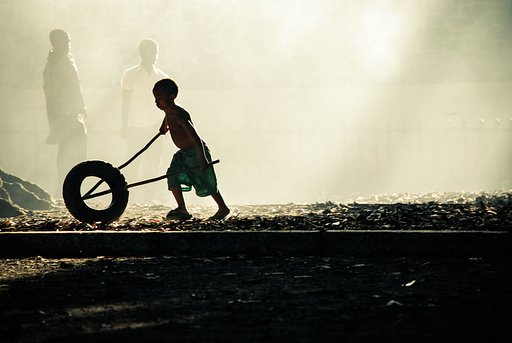 A Game of Shadows and Silhouettes