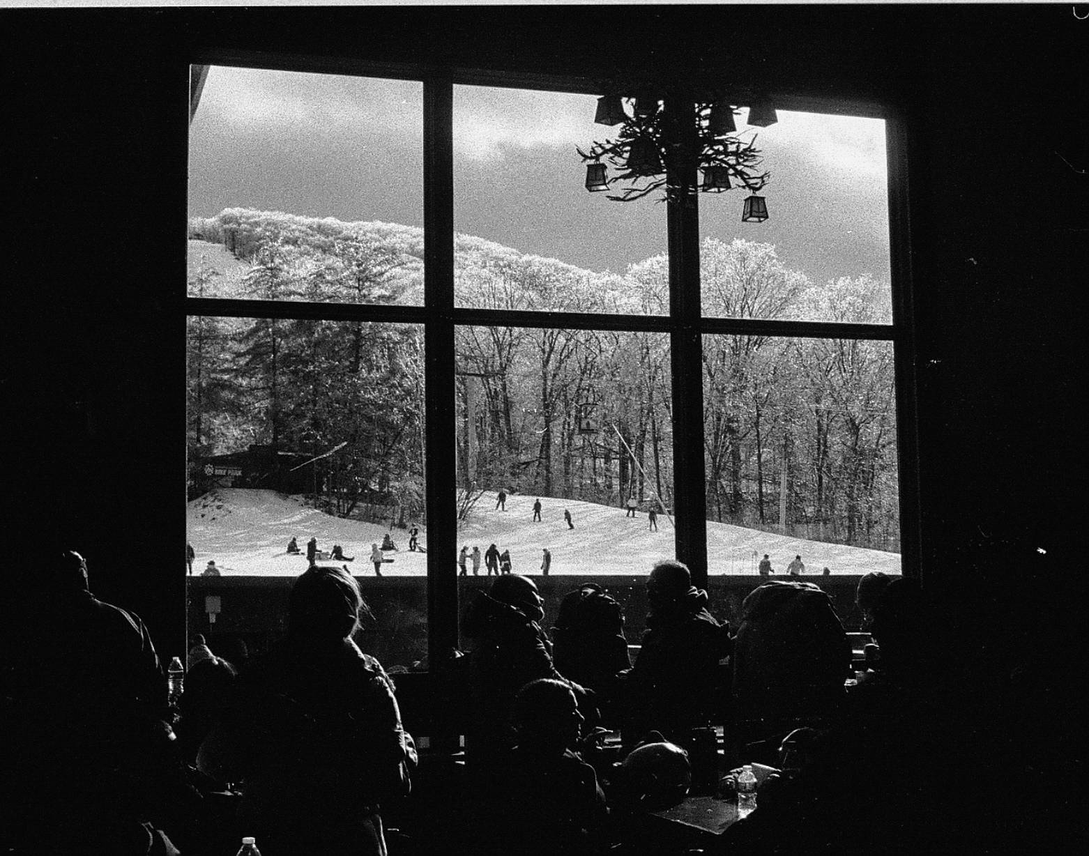 컬러 타이거 ISO 200, 오르카 B&amp;W ISO 100과 랍스터 레드스케일 ISO 200 110 필름으로 촬영한 사진