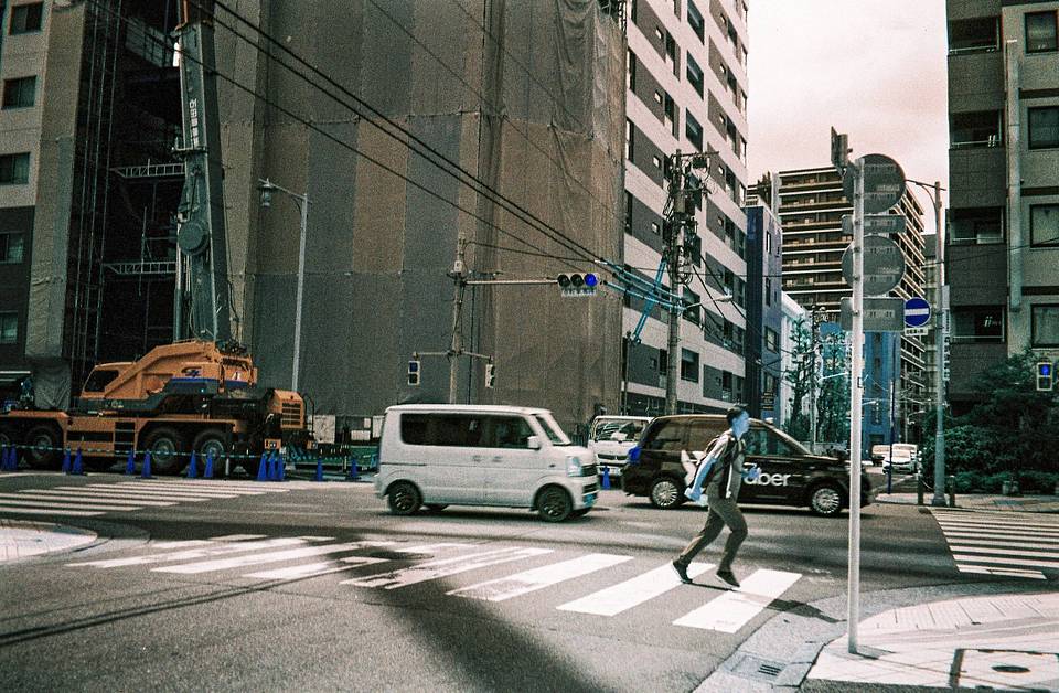 Photos by Kota Sekiya | Lomo MC-A 135 全自动随拍胶片相机 | LomoChrome Turquoise XR 100-400 135 绿松石胶卷