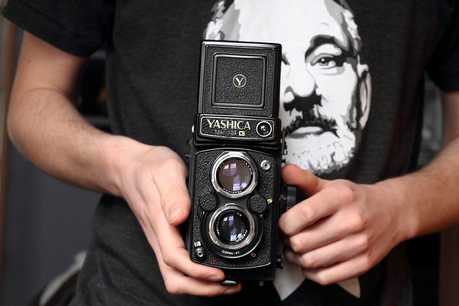 Lot 154 - A Yashica Mat-124 G Medium Format TLR Camera