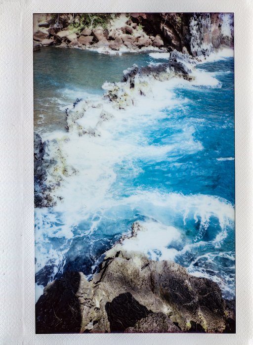Around the World in Analogue: Hawaii on the Lomo'Instant Wide Glass
