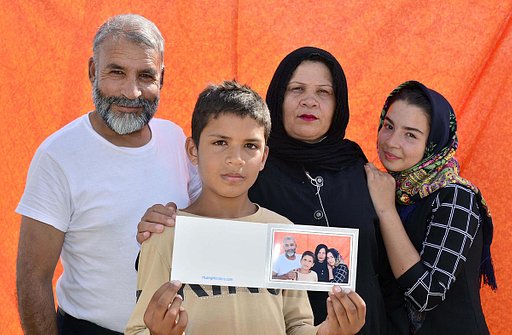The Power of Faces: Photographing Refugees with Daniel Farber Huang and Theresa Menders