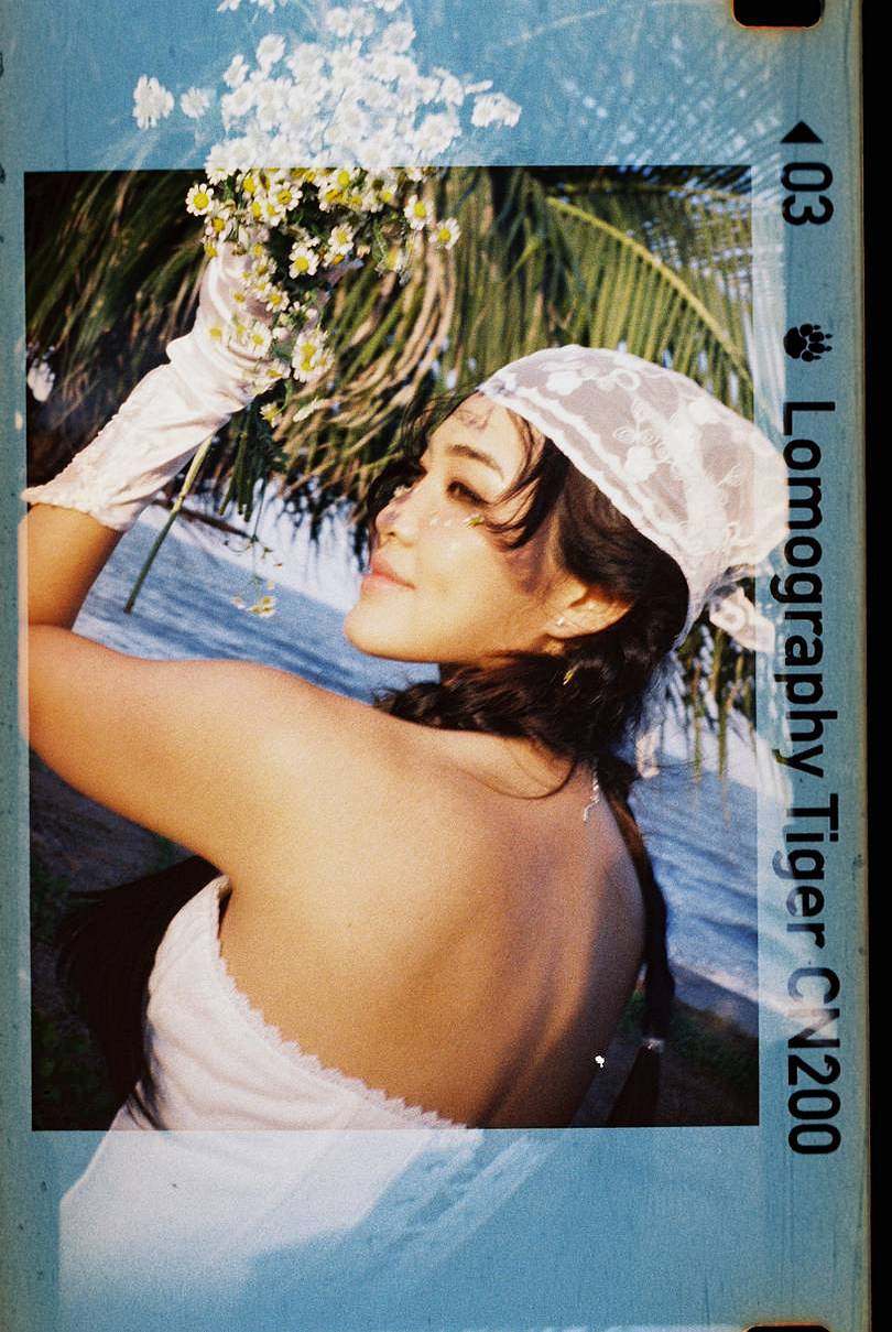 照片由 Film Full Photo 拍摄｜使用 Lomomatic 110 自动玻璃镜头胶片相机连闪光灯 & Lomography Tiger CN ISO 200 110 彩色负片胶卷