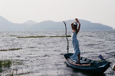Camera: Canon Autoboy J panorama · Lomography