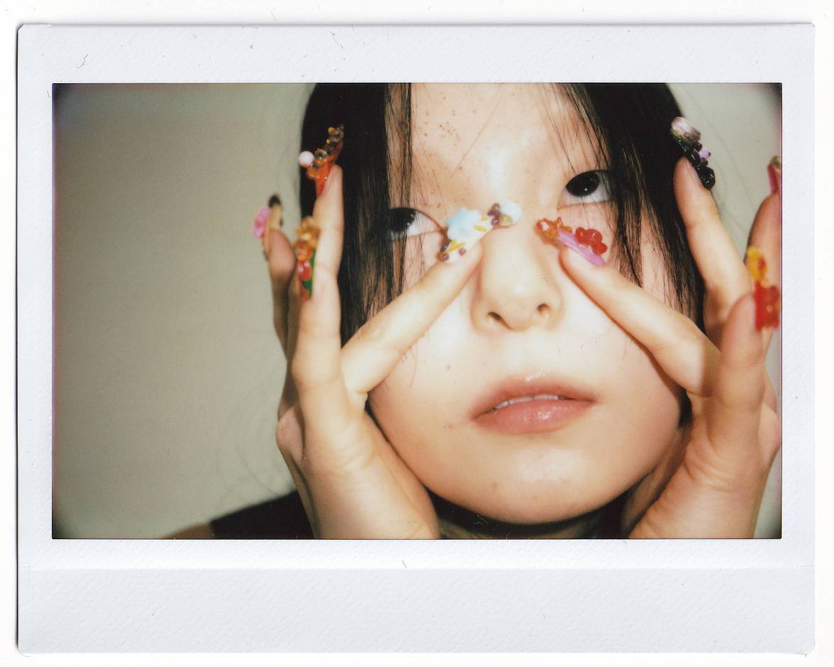 © Kim Kkam | Lomo'Instant Wide Glass | Model: Hyejin Shin