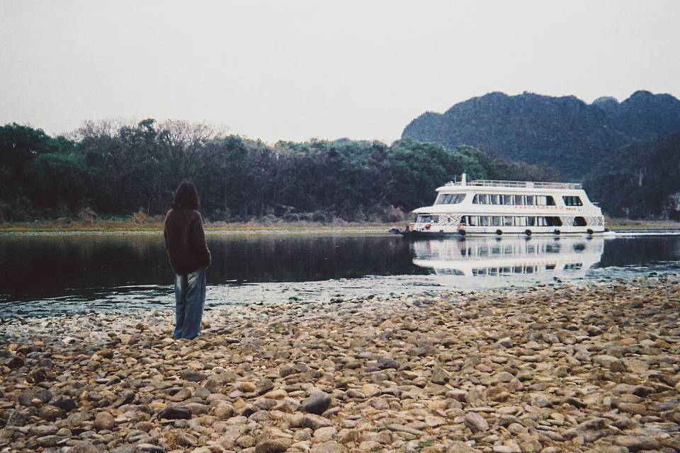 © 空调水 ，模特：欧阳 | 使用 Lomo MC-A 135 全自动随拍胶片相机 拍摄