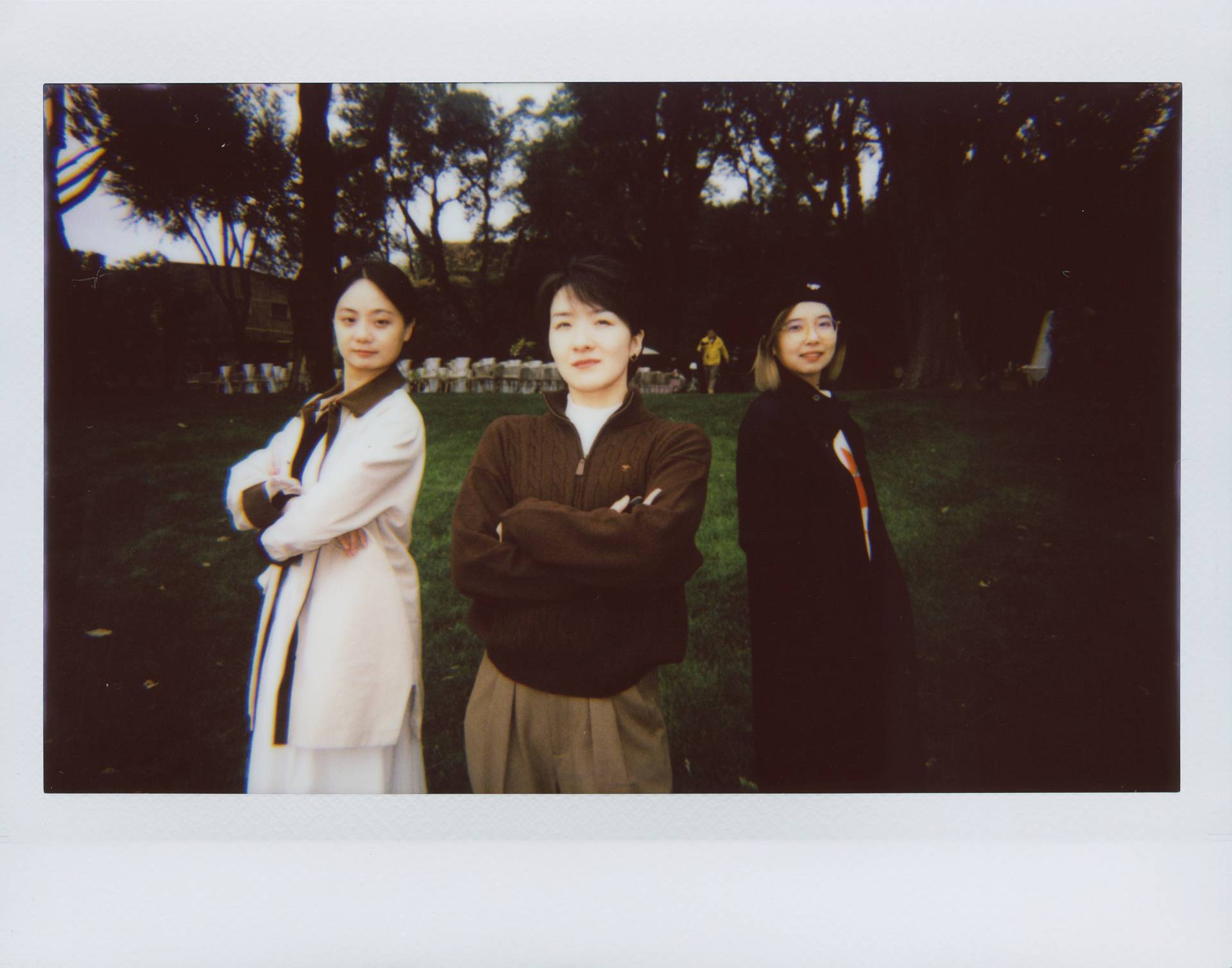 © 养乐多 | 使用 Lomo'Instant Wide 宽幅拍立得相机套装－经典墨黑色 拍摄