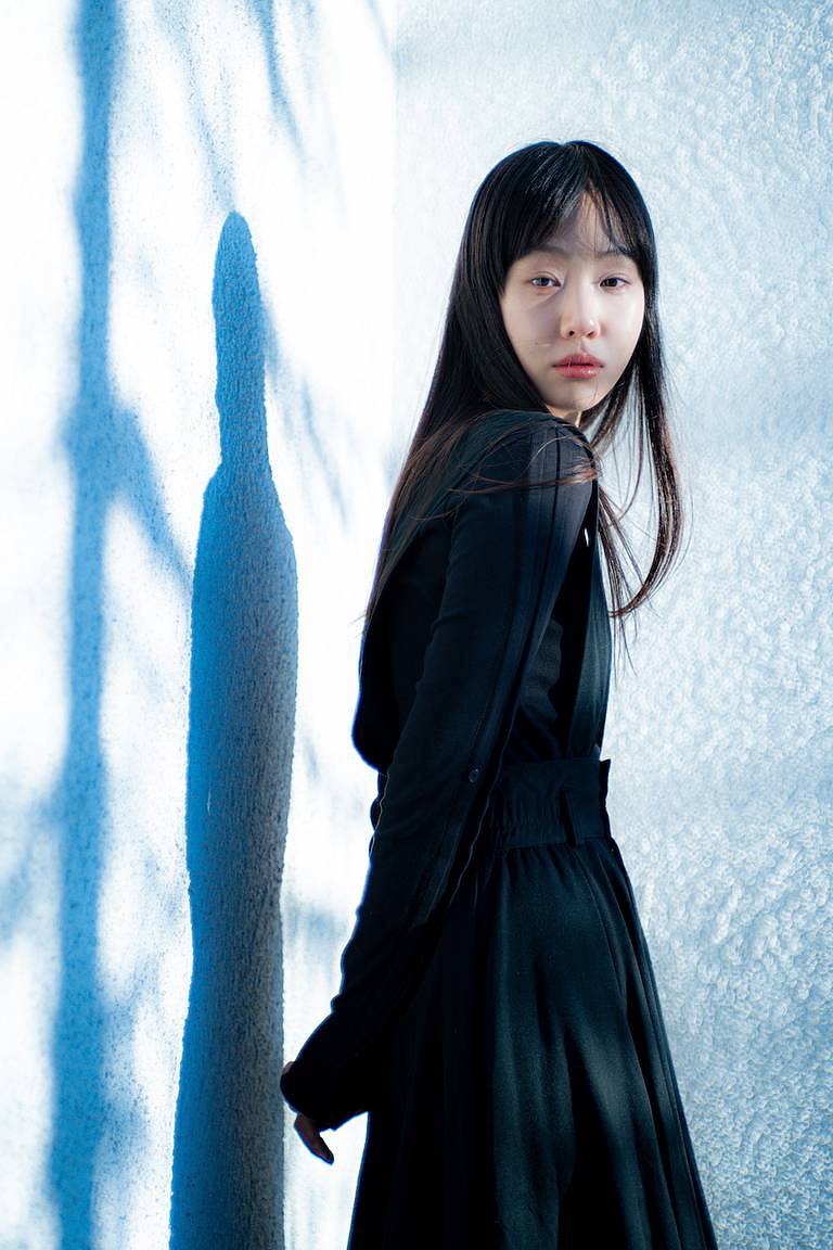 © Chaemoo Kim | 模特 Dawon Lee | Nour Triplet V 2.0/64 Bokeh Control 诺尔柔焦无反艺术镜头
