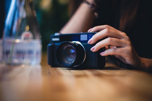 Lomopedia: Konica Hexar