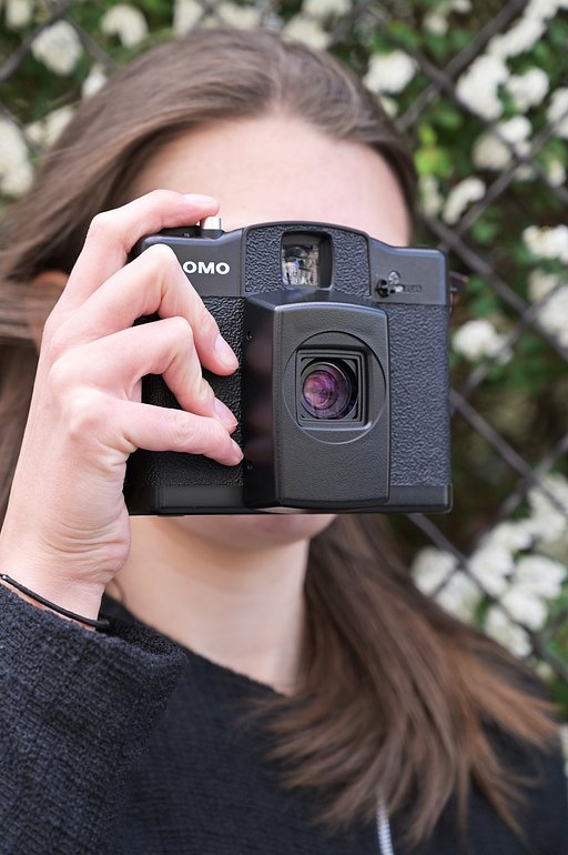 Make Medium-Format Magic With the Lomo LC-A 120 Camera