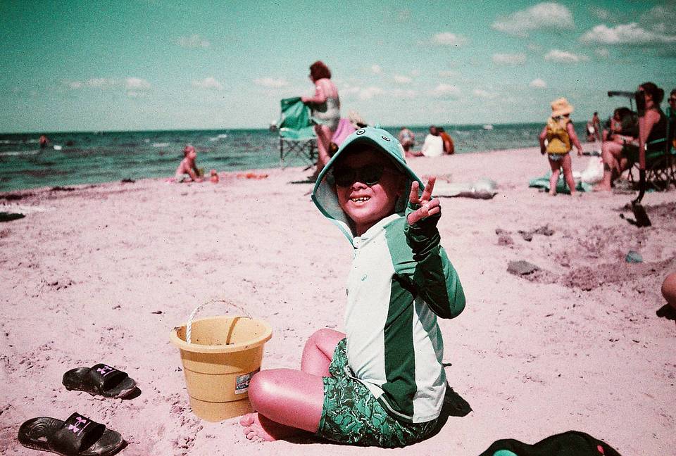 Photos by Fan Jiayu and Tat Tso | Lomo MC-A 135 全自动随拍胶片相机