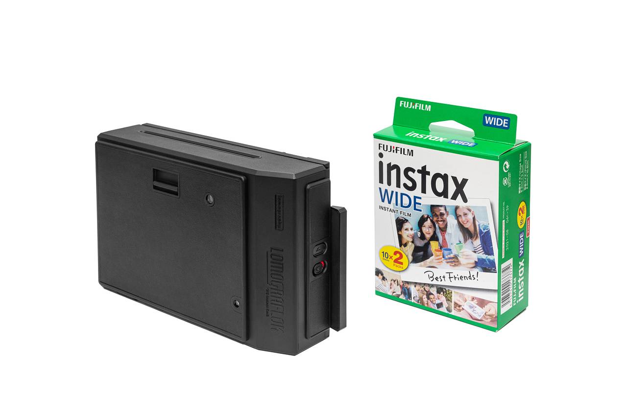 使用 Fujifilm Instax Wide 拍立得相纸 - 采用市面上最普遍的拍立得相纸。
