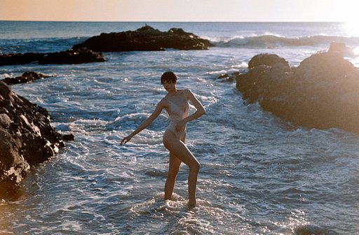 A Charming Beach Shoot With Rafael Hernandez and the New LomoChrome Color '92 ISO 400 Film