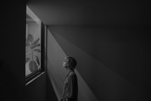 A Mixture Of Shapes, Colors & Lights: An Interview With Weronika Izdebska (NSFW)
