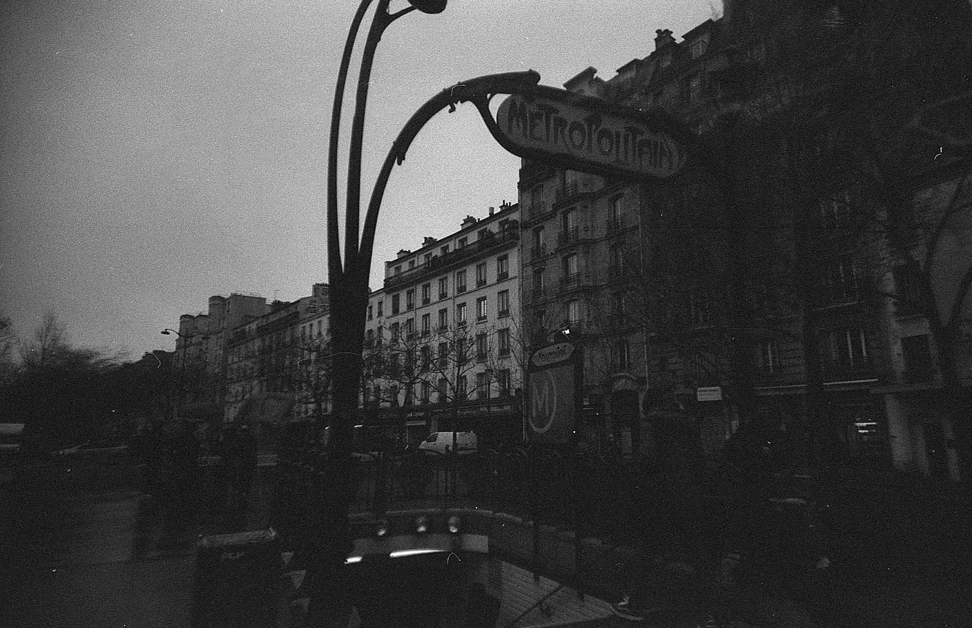 使用 LomoApparat 21mm 阿帕赫超广角胶片相机 和 Lomography B&W Earl Grey ISO 100 135 黑白胶卷 拍摄