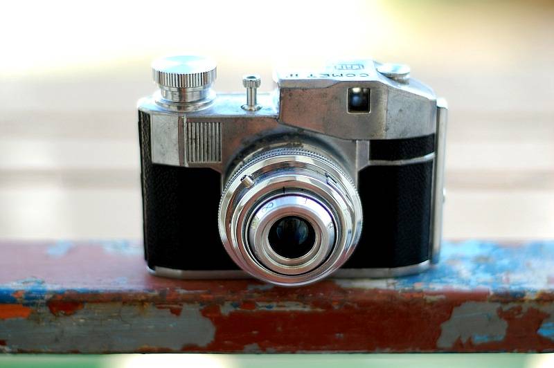 Bencini Comet II review: un piccolo gioiello in metallo · Lomography