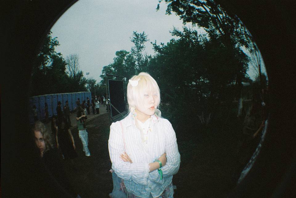 © 饼干， 春游音乐节 | 使用 Fisheye No.2 135 第二代鱼眼胶片相机 &amp; Lomography Color Negative ISO 800 135 彩色负片胶卷 拍摄