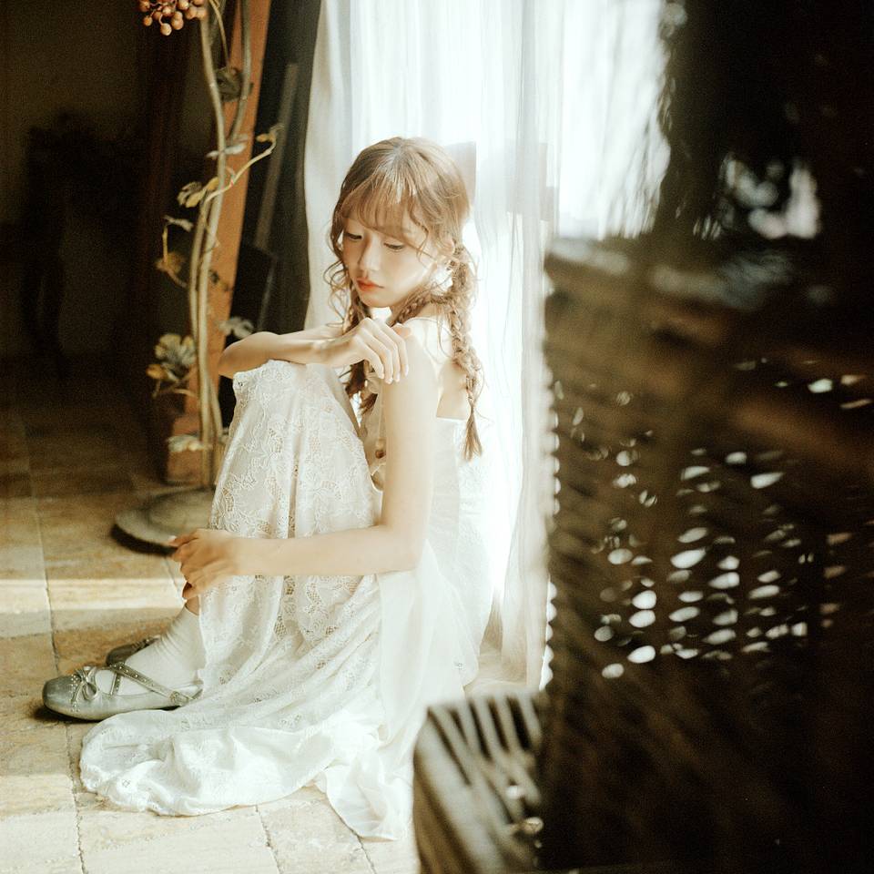 胶片里的静谧时光｜米克与 LomoChrome Color '92 120 日落版的初印象