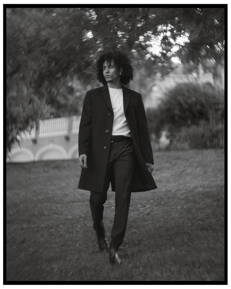 Jan Narciso 与 Petzval 匹兹伐 80.5 mm MKII f/1.9 散景调控艺术镜头：镜头与创意视野的协同契合